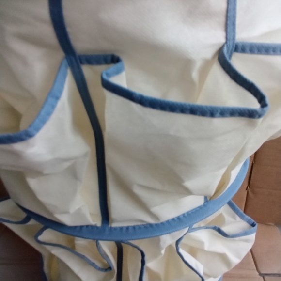 3-Tier Smart Carousel Organizer with Pockets and 360 Degree Swivel - Picture 3 of 6